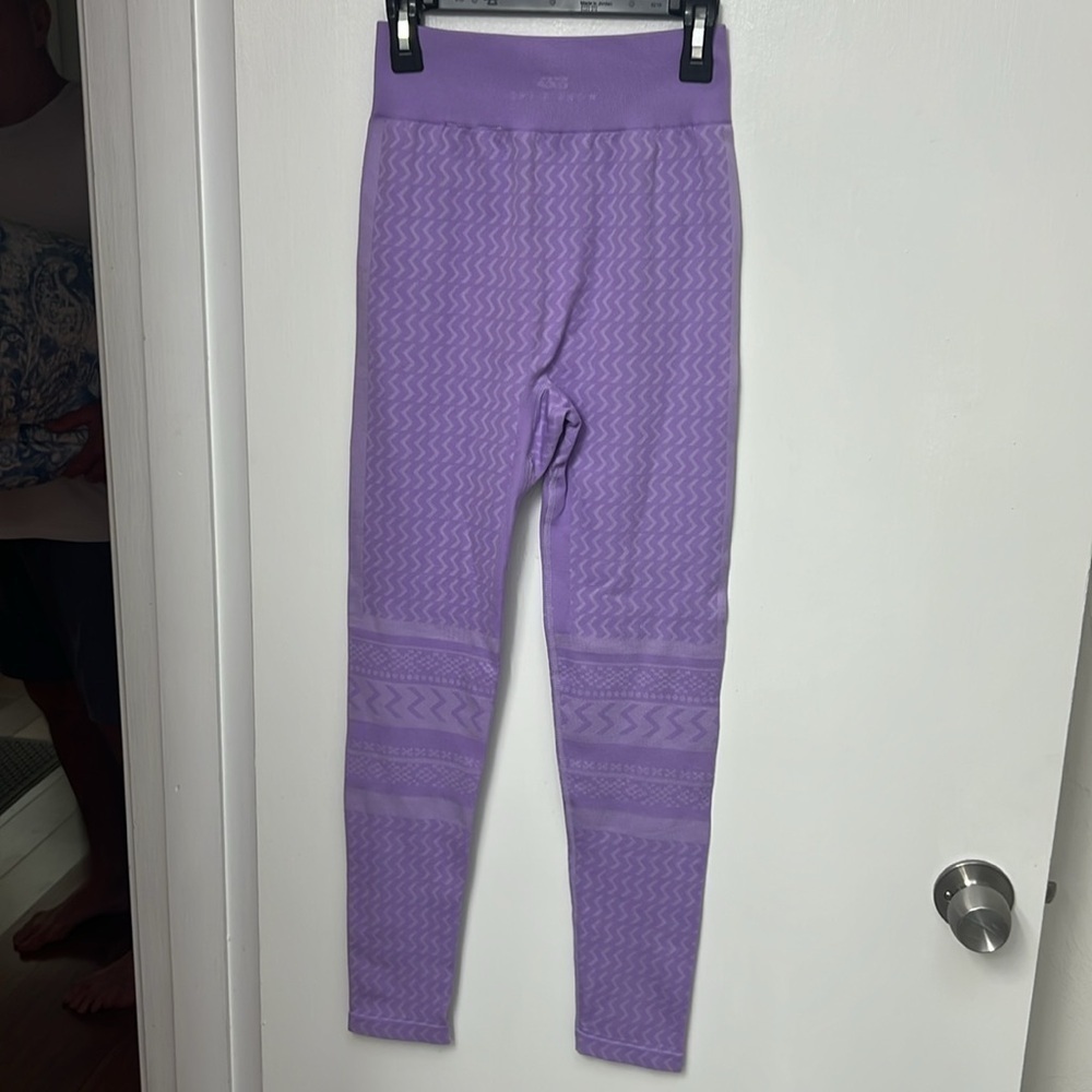 ASOS 4505 women's sportswear fit yoga leggings in lilac, Size Small, EUC - Picture 5 of 14